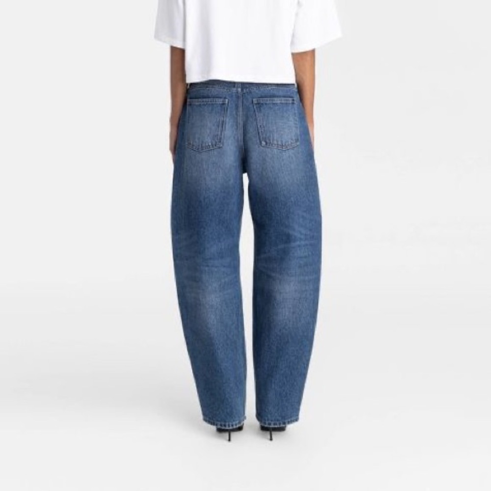 NWT KBB by KAHLANA Women's Mid-Rise Barrel Leg 'The Lynnox Jean' - Dark Wash - 4 - Picture 2 of 9